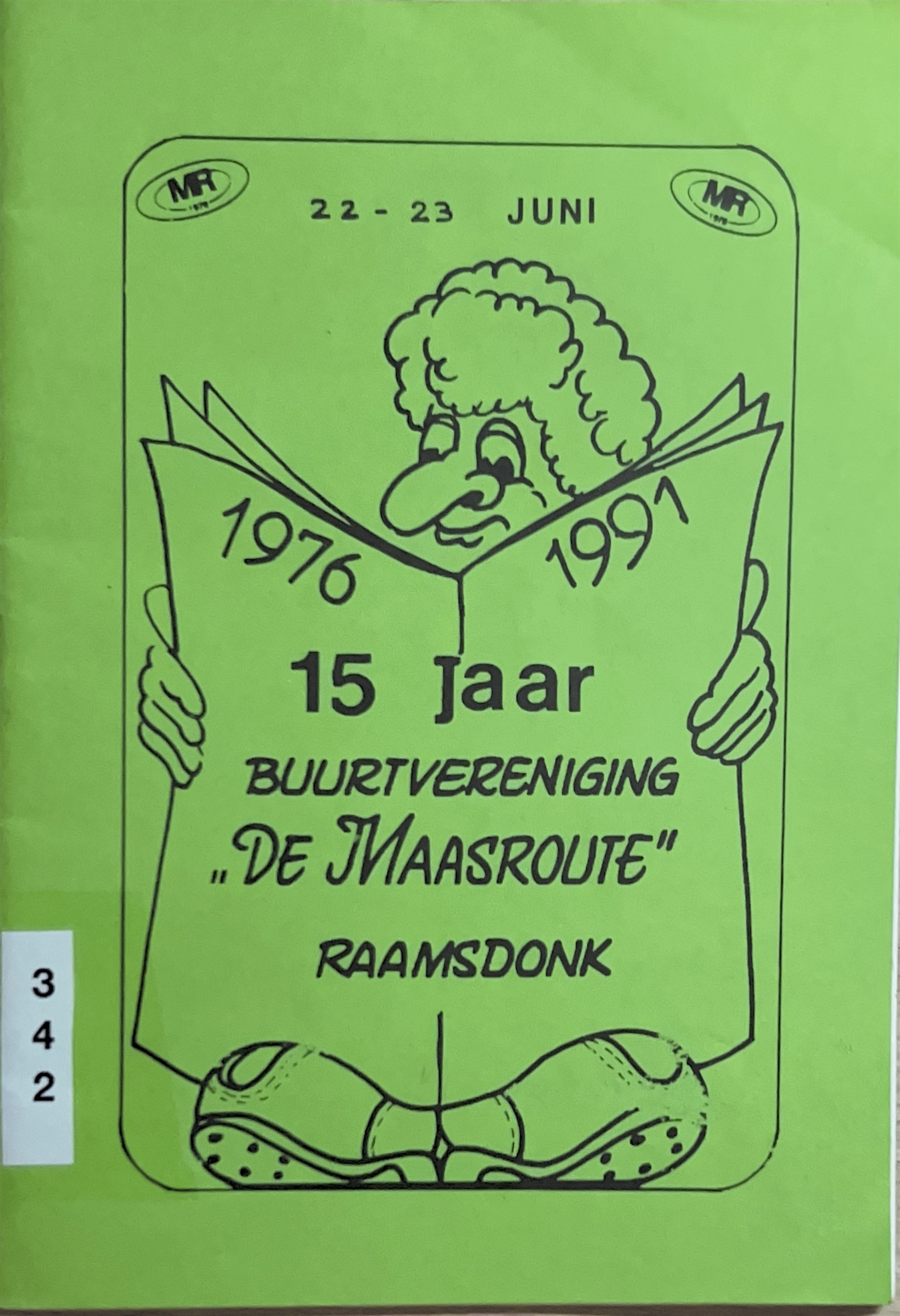 Cover of 15 Jaar buurtvereniging "De Maasroute" Raamsdonk