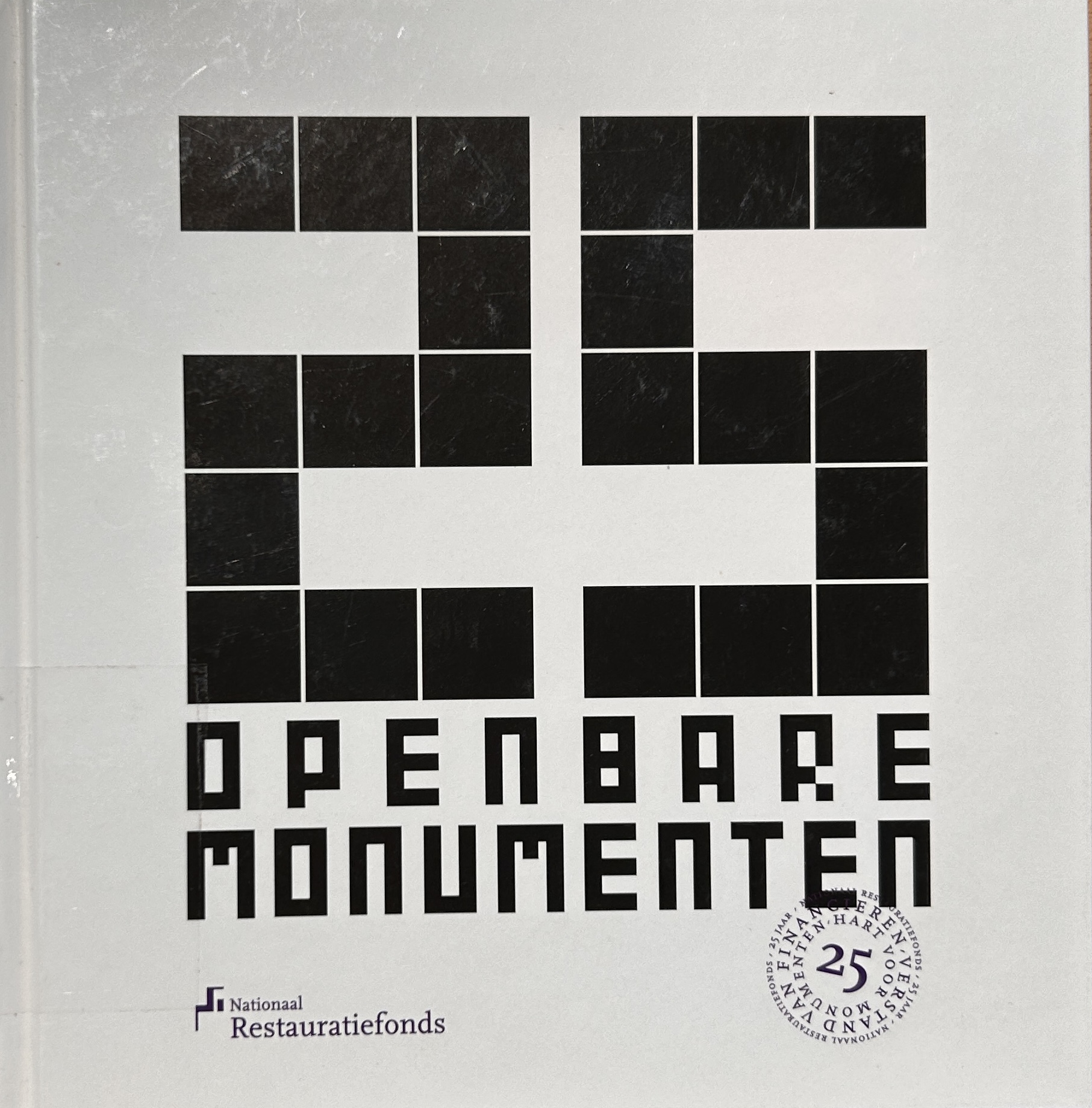 Cover of 25 Openbare Monumenten